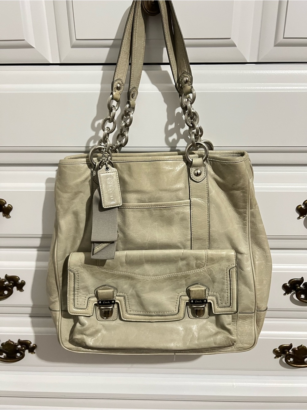 Leather Coach Poppy Camellia Pushlock Tote (Style 17924)